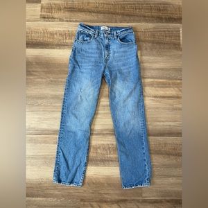 Abercrombie & Fitch Ultra High Rise 90s Straight Jeans